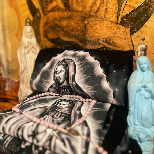 Virgencita Glittery T-shirt
